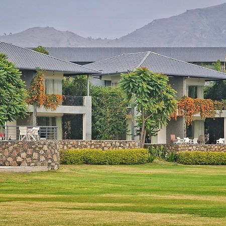 Tatsaraasa Resort & Spa, Udaipur Esterno foto