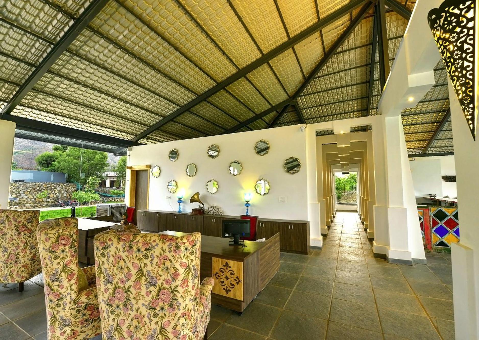 Tatsaraasa Resort & Spa, Udaipur Esterno foto
