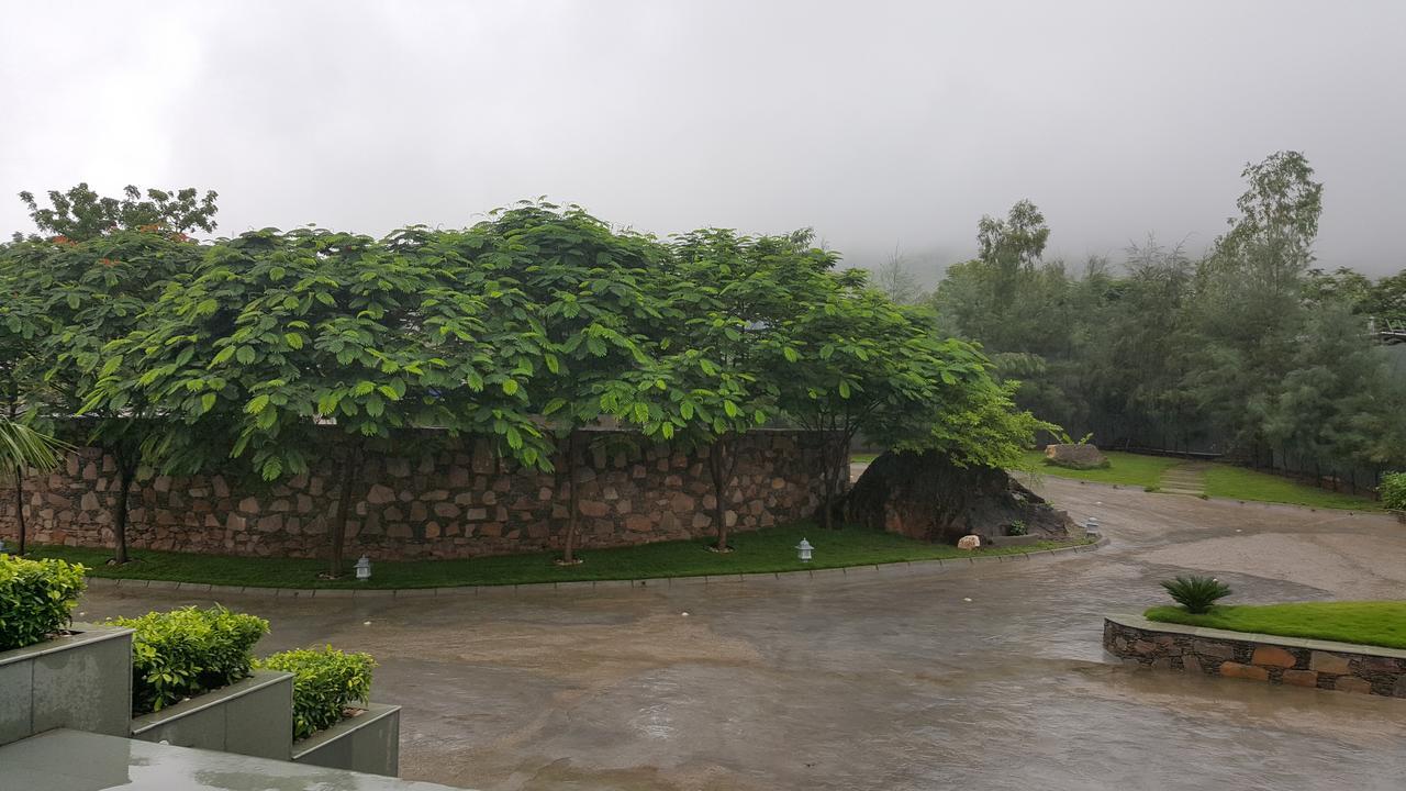 Tatsaraasa Resort & Spa, Udaipur Esterno foto